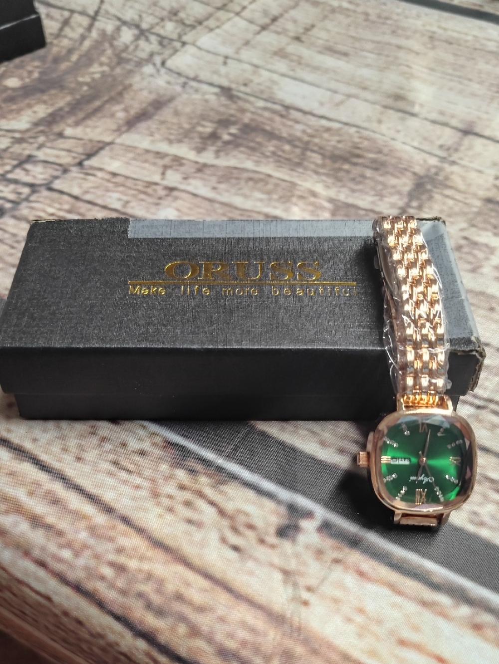 Russ Men's Rose Gold Bracelet Watch with Green Dial